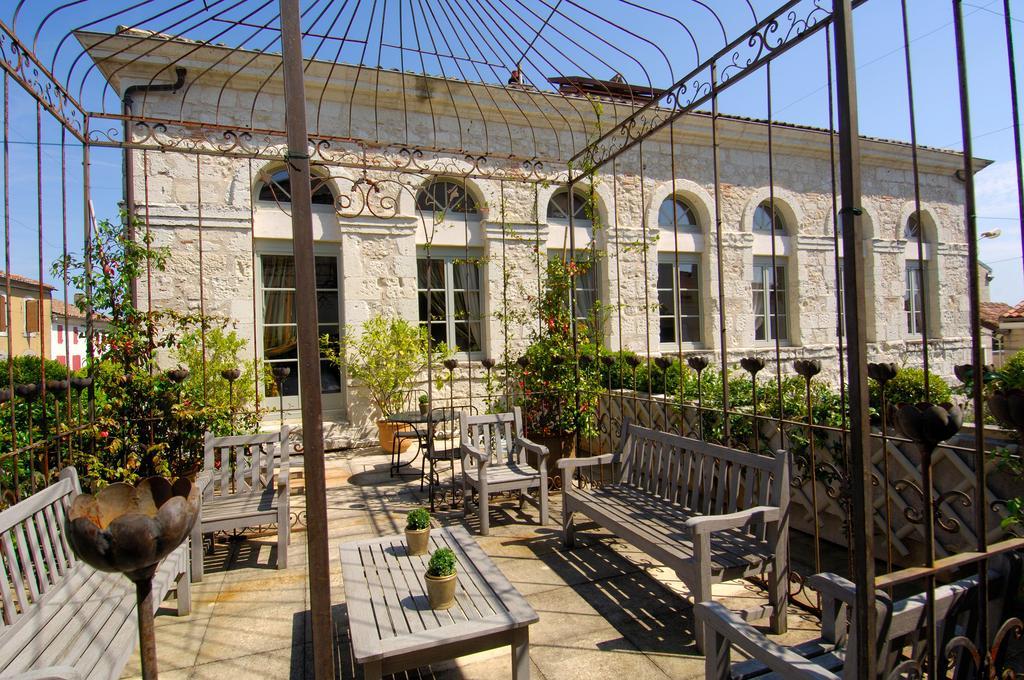 Relais Et Chateaux Michel Trama Puymirol Exterior photo